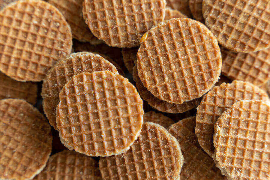 stroopwafels-netherlands-traditional-food.jpg
